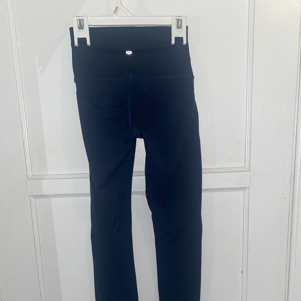Navy Blue Wunder Under 28”